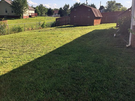 3rd image of 1306 Venessa Dr