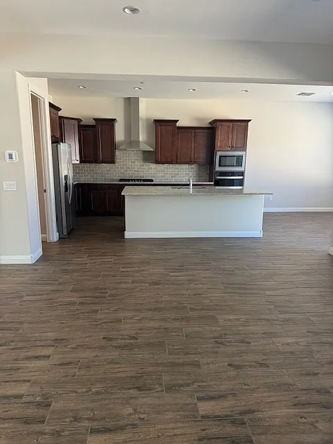 Building Photo - 10947 N Ledge Stone Dr