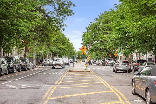 Rented by Compass | media 25