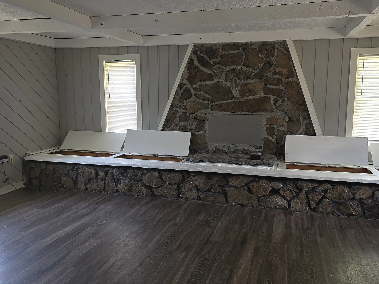 Beautiful 3-Bedroom 1-Bathroom Home — Photo 4