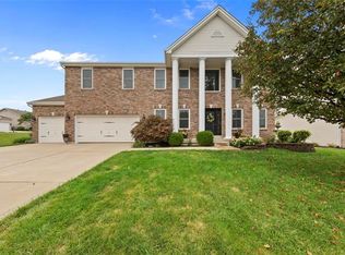 11 Bear Fountain Ct, Wentzville, MO 63385