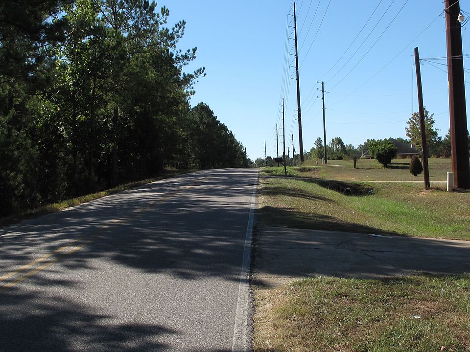 2nd image of 2030 Lee Road 239