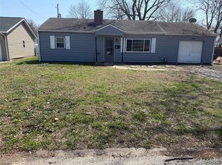 1440 Ladd Ave, Wood River, IL 62095