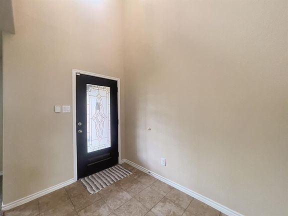 3rd image of 9206 Mission Arbor Ln
