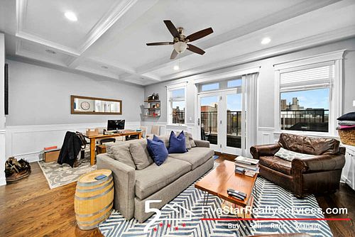 1st image of 1324 W Grand Ave APT 2W