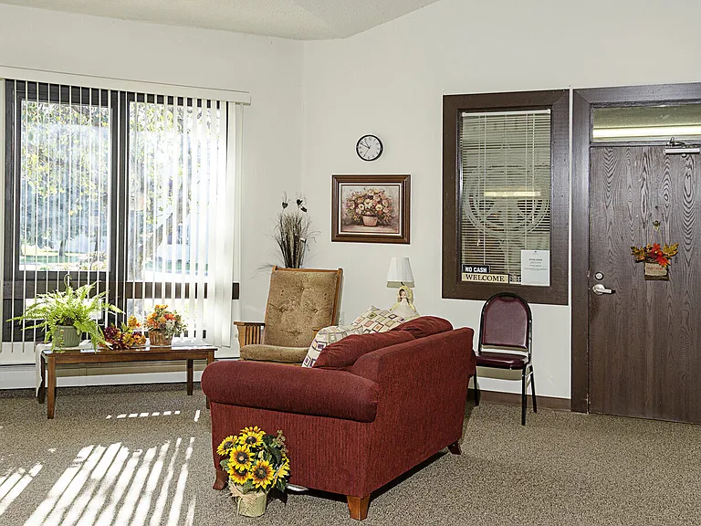 1119 Roseland Dr — Photo 20