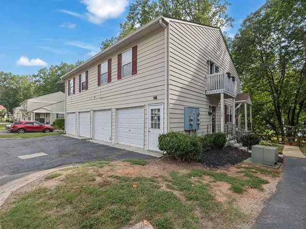 1355 Old Coach Rd SW, Marietta, GA 30008