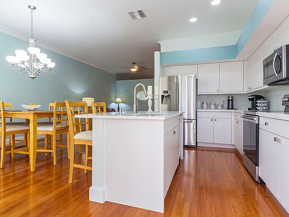 Open concept Kitchen/Dining