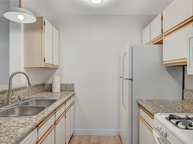 2200 Fort Apache Rd #1064 — Photo 12