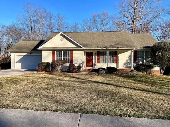 411 Maple Crest Cir NW, Charleston, TN 37310