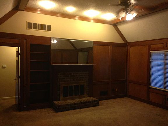 3rd image of 7164 Country Oaks Cv