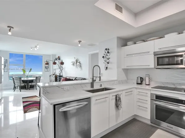 2641 N Flamingo Rd APT 2406N, Fort Lauderdale, FL 33323