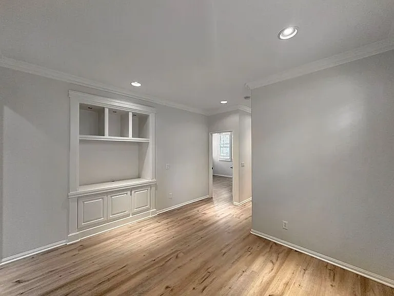 1828 Scarlet Pl — Photo 11