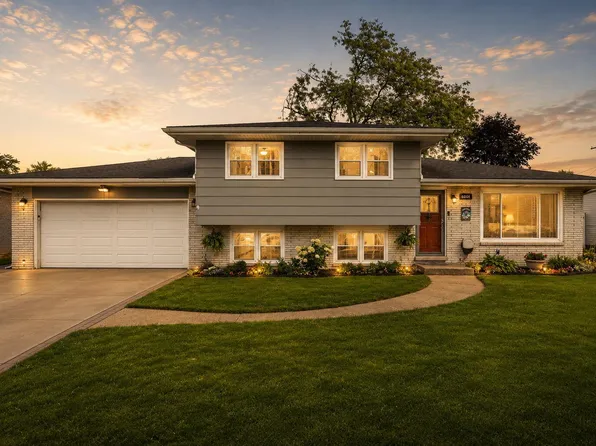6602 Portage Ave, Portage, IN 46368