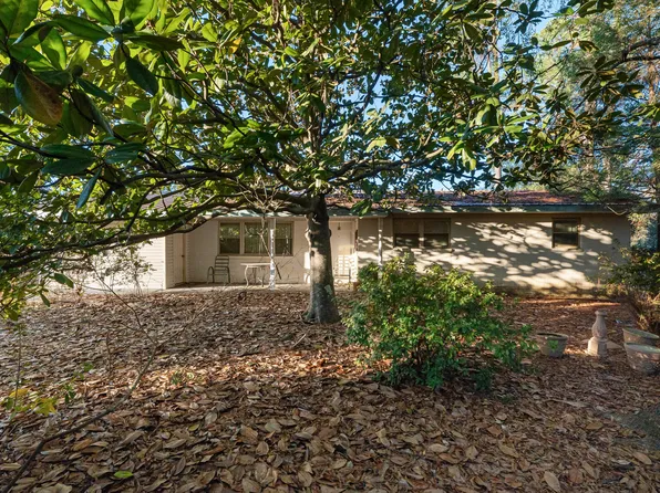 204 Oscar Bond Rd, Purvis, MS 39475