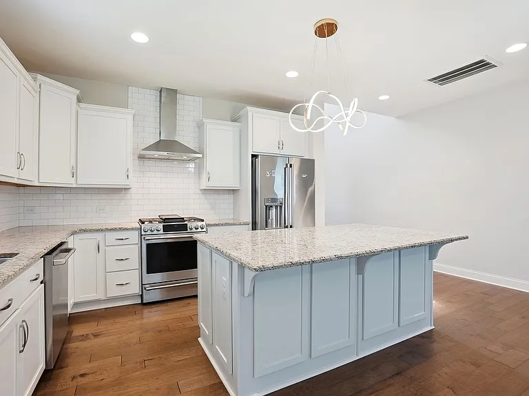 6532 Wildbrook Dr — Photo 10