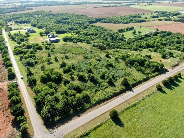 15165 N Gregory Rd, Yukon, OK 73099