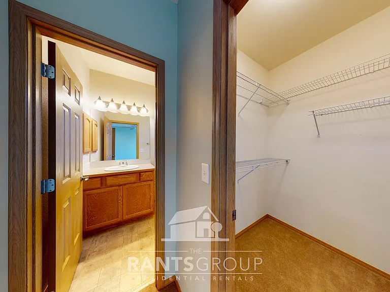 8242 Bainbridge Loop NE — Photo 15