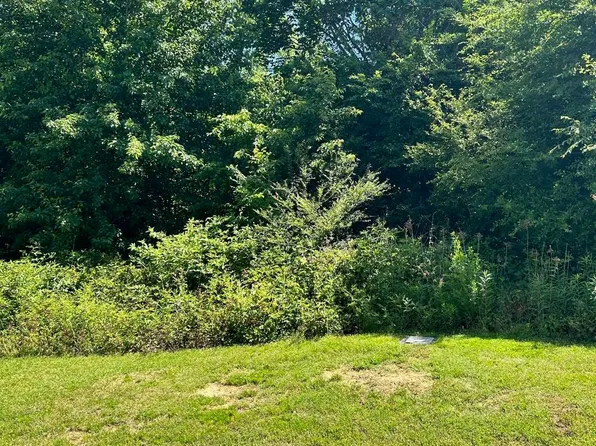 4006 Falls Creek Dr, Longview, TX 75605