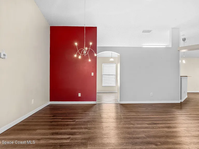 4211 Swanna Dr — Photo 14