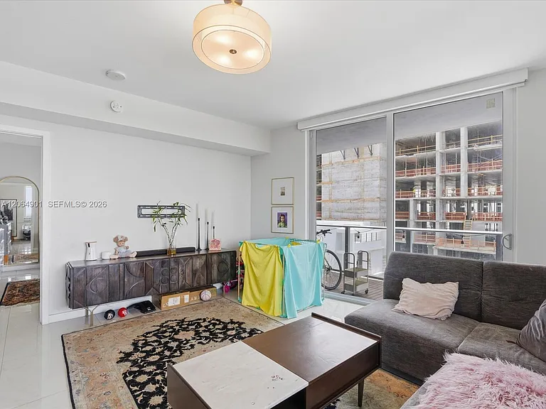 1010 SW 2nd Ave #1009 — Photo 6