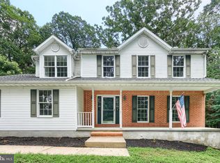 417 Salt Lake Rd, Fawn Grove, PA 17321