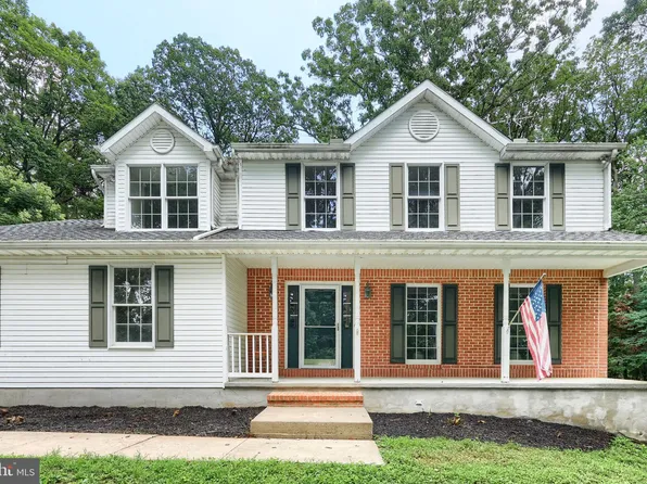 417 Salt Lake Rd, Fawn Grove, PA 17321
