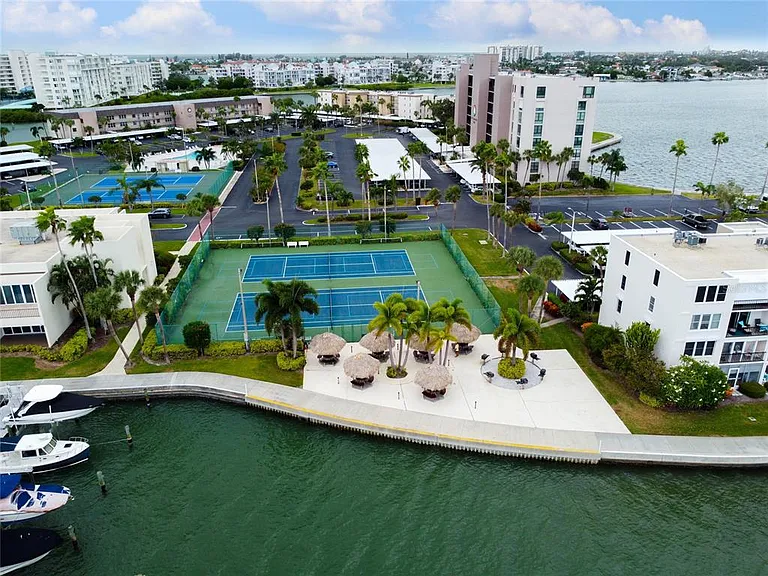 7405 Bay Island Dr S #120 — Photo 38