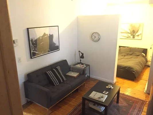 Rented by Kenneth Rosenblum, LREB | media 26