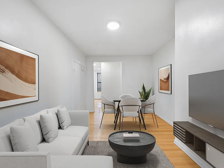 351 W 47th St #3F — Photo 1