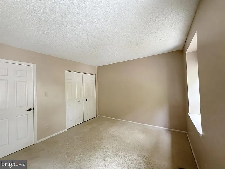 5 Hunters Ct — Photo 22