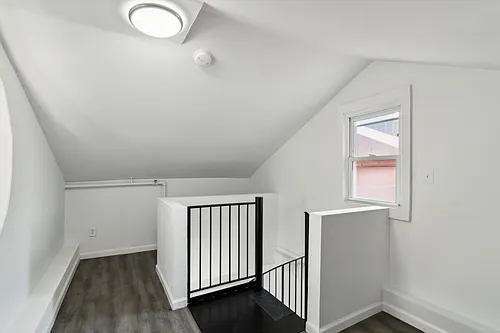 152 Nassau St #22 Photo 1