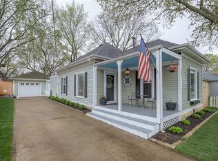 305 E Nichols St, Spring Hill, KS 66083