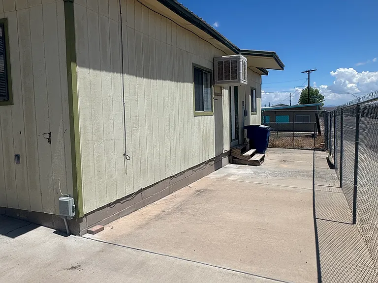 733 Highway 60 — Photo 2