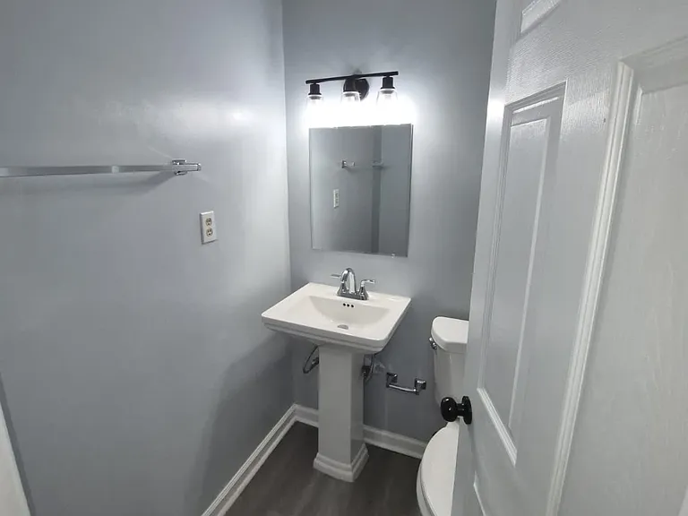 111 Becky St — Photo 15