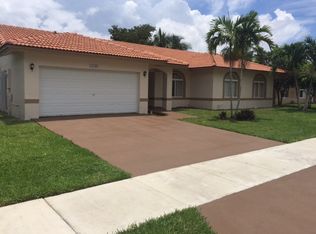 13102 SW 200th Ter, Miami, FL 33177