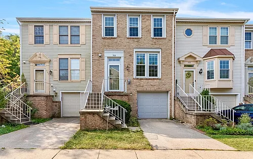 703 Herndon Woods Ct Photo 1