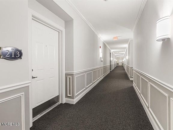 5th image of 213 Picadilly Drive
