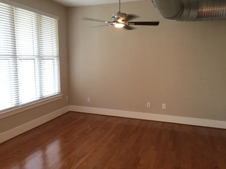 300 Finsbury St #207 — Photo 8