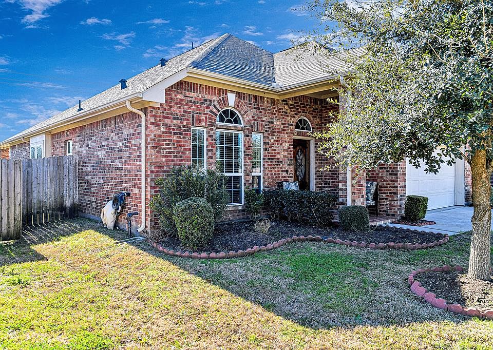 1st image of 3009 Aguila Creek Court