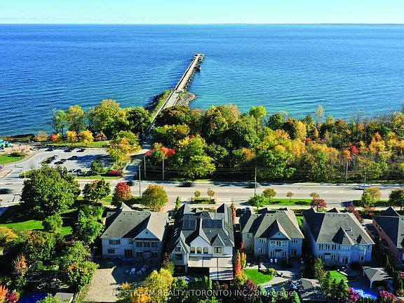 4th image of 3425 Lakeshore Rd W