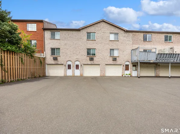 921 Hamilton Avenue #13, Waterbury, CT 06706