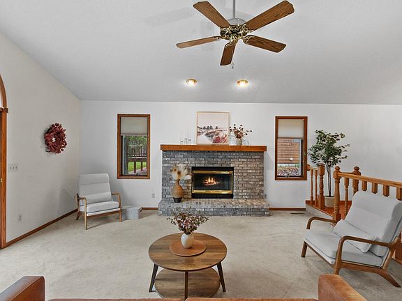 5th image of 361 Yeoman Ct