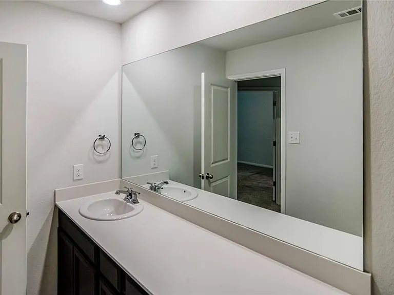 5713 Pleasanton Pkwy — Photo 10