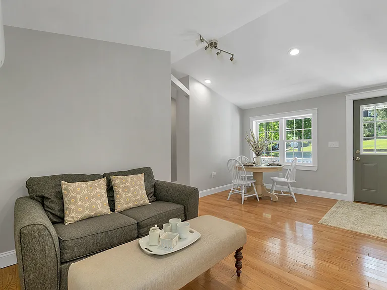 17 Massachusetts Ave — Photo 23