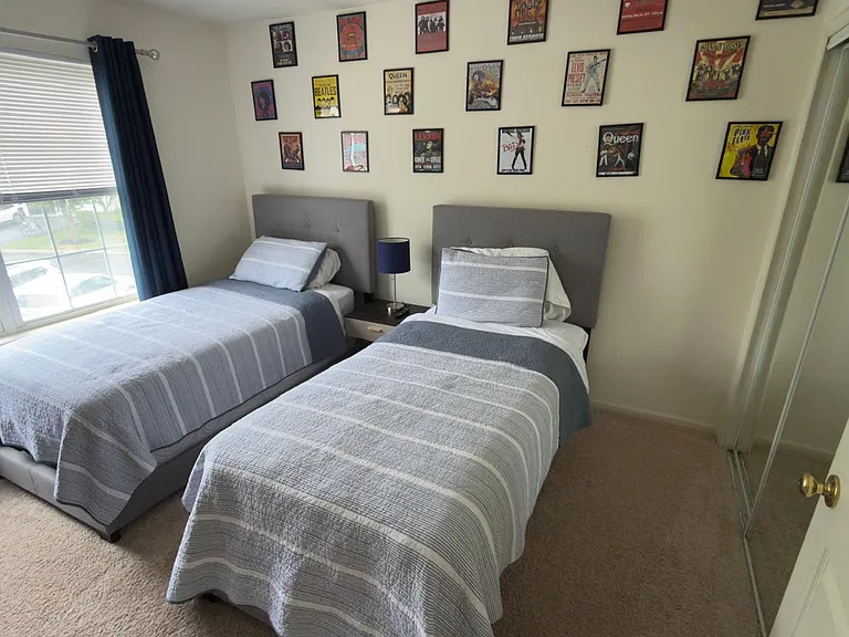 353 Cynthia Ln — Photo 11