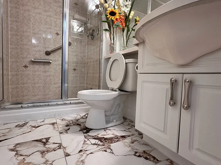 188 Doris Ave #611 — Photo 15