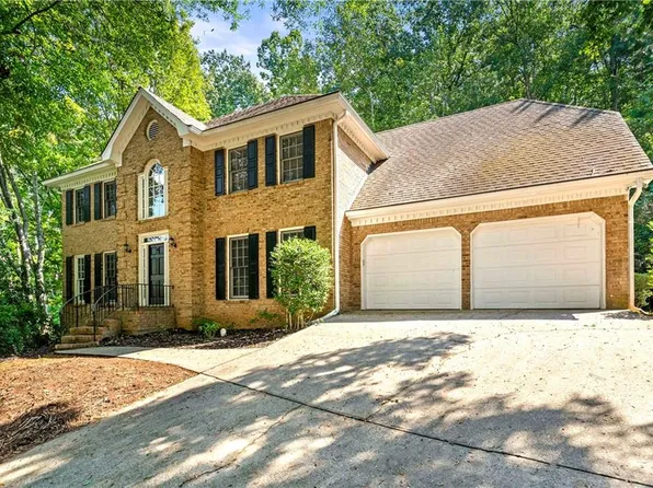 4397 Windsor Oaks Cir, Marietta, GA 30066