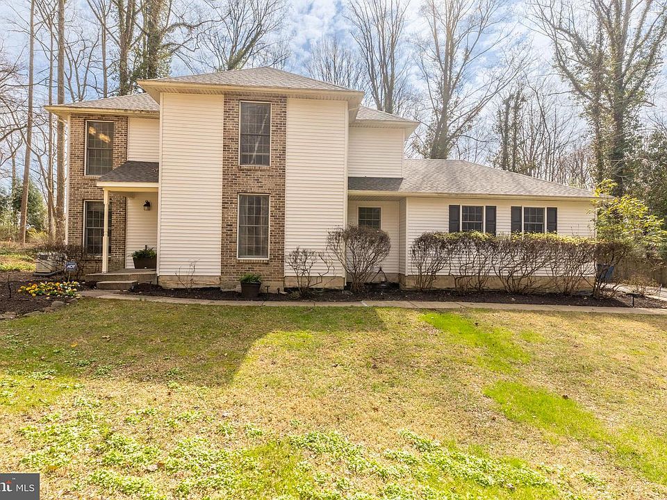 1st image of 103 Great Circle Rd