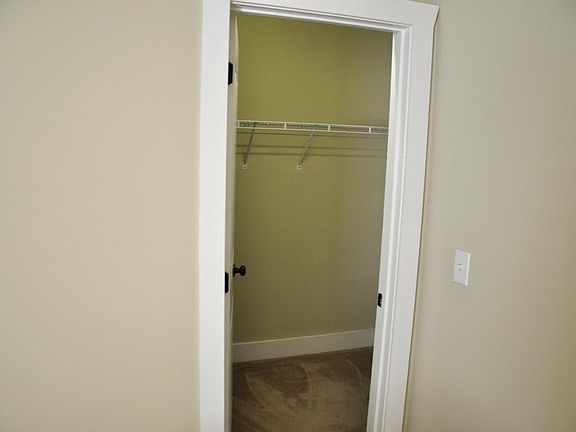 Walk in closet